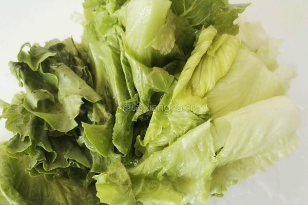 清炒生菜的做法图解2