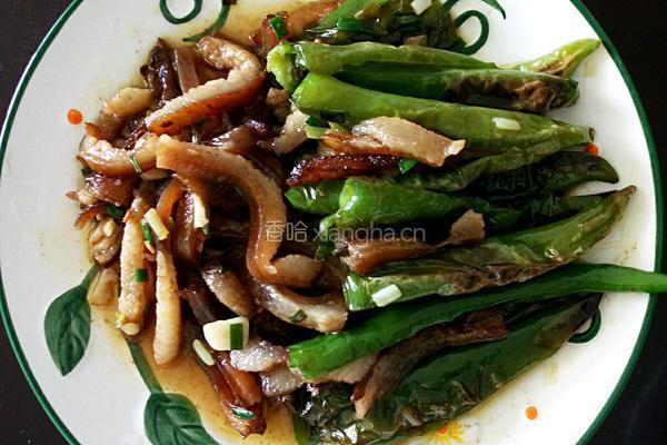 辣椒炒肉皮
