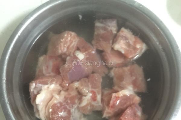 排骨糯米饭的做法图解1
