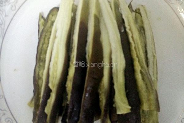 凉拌风味茄子的做法图解2