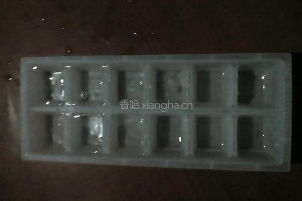 冰冻摩卡咖啡的做法图解2