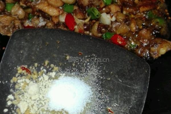 辣子鸡丁的做法图解11