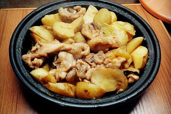 塔吉锅版土豆焖鸡腿的做法图解7