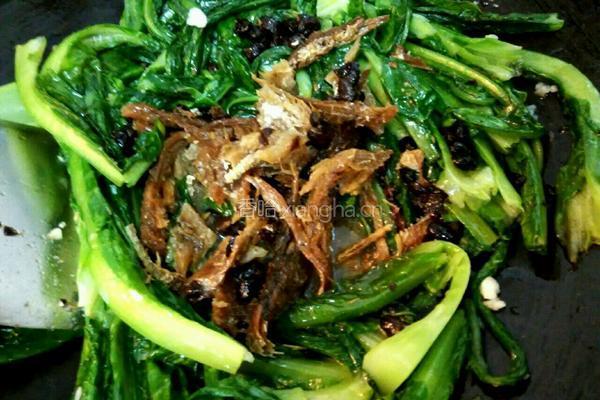 豆豉鯪魚炒油麥菜的做法图解2