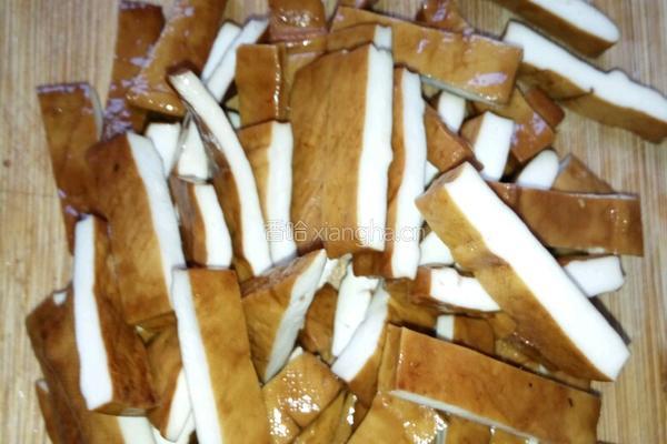 豆腐干肉丝的做法图解2
