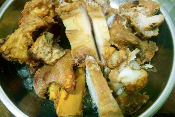 猪肉炖香菇的做法图解3