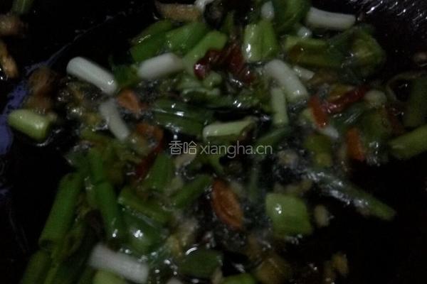 葱油炸酱面的做法图解2