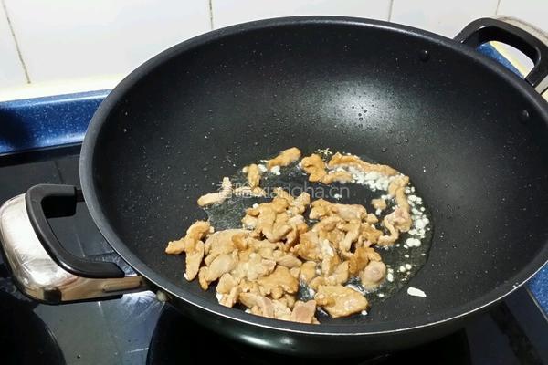 蘑菇肉絲炒甜豆的做法图解4