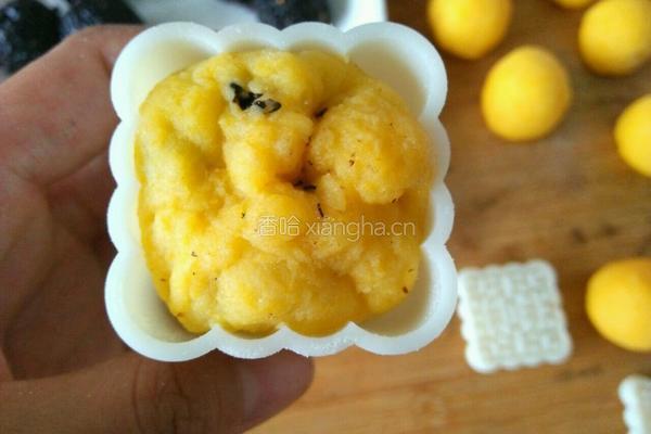 黄金南瓜月饼的做法图解10