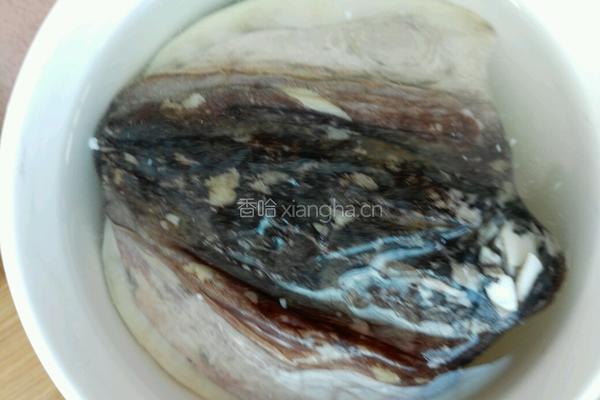 芋头墨鱼汤的做法图解1