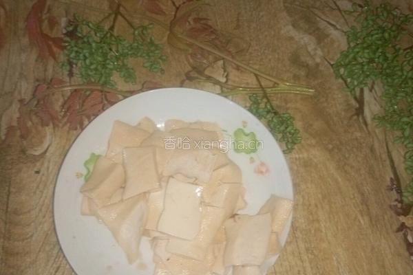番茄豆腐干的做法图解1