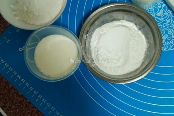 紫薯冰皮月饼的做法图解1