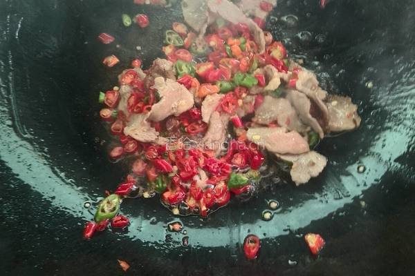 豆腐干炒肉的做法图解4