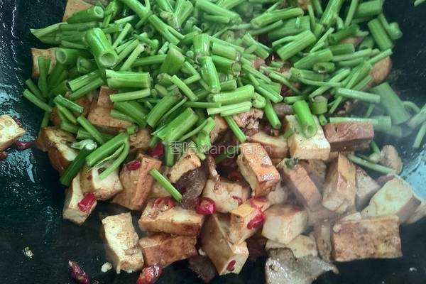 豆腐干炒肉的做法图解7