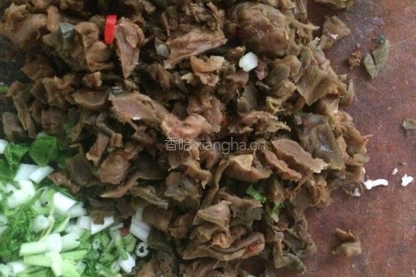 泡菜乱刀肉的做法图解5