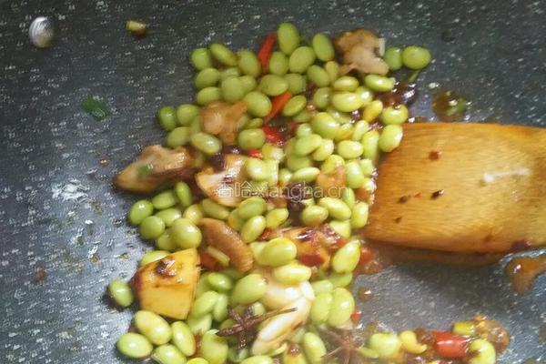 鸡腿烧毛豆的做法图解6