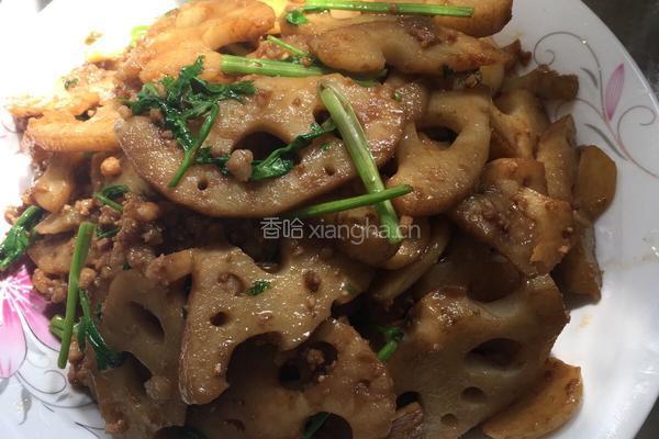 蒜香腐乳炒莲藕的做法图解4