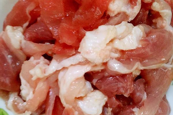 彩椒平菇炒肉片的做法图解3
