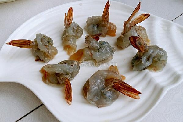 土豆泥虾球的做法图解8