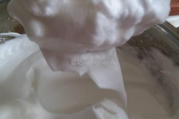 戚风杯子蛋糕的做法图解4