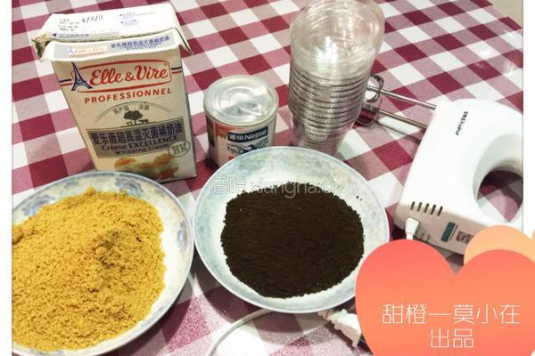 水果木糠杯的做法图解1