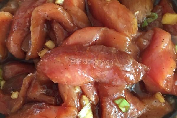 炸里脊肉的做法图解1