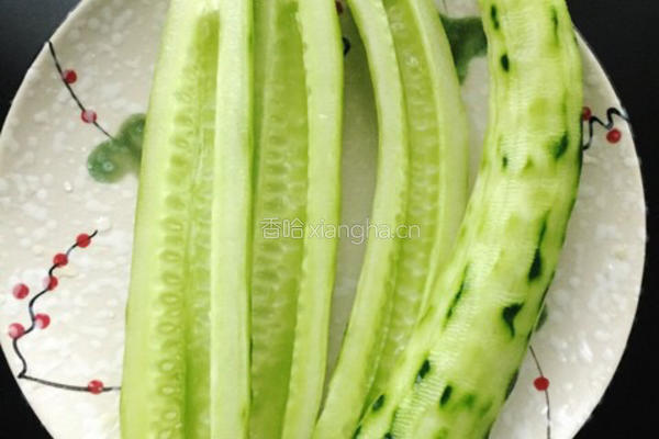 黄瓜炒肉的做法图解3