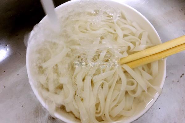 牛肉酱香拌面的做法图解7