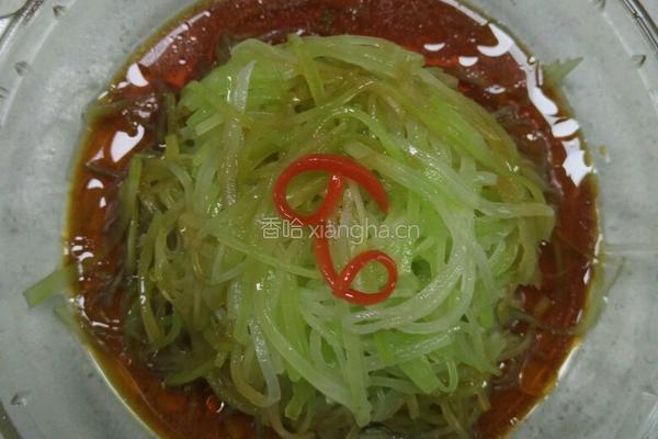 油淋莴苣丝的做法图解3