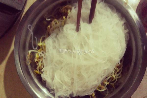 凉拌豆芽粉丝的做法图解6