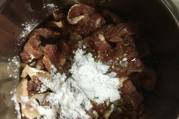 彩椒炒牛肉的做法图解2