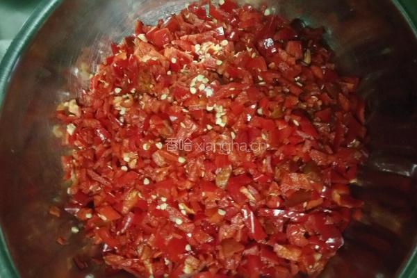 牛肉辣椒酱的做法图解2