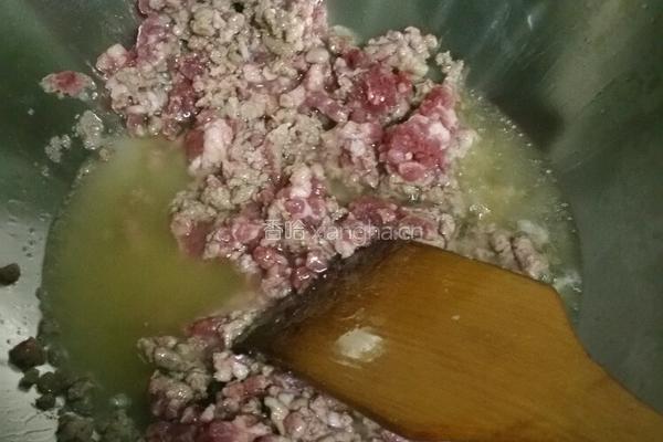 花生牛肉辣椒酱的做法图解4