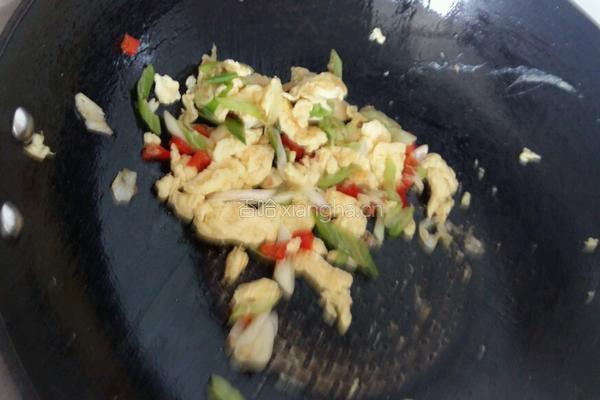 大葱炒鸡蛋的做法图解4