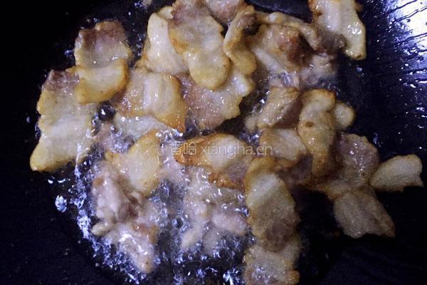 蒜苗炒肉的做法图解2