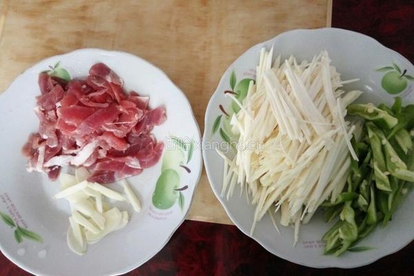 高笋炒肉的做法图解1