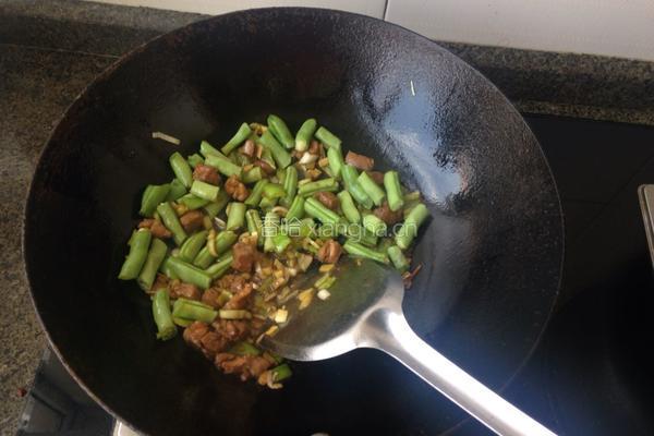 豆角土豆焖饭的做法图解3