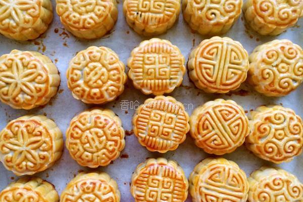 莲蓉蛋黄月饼的做法图解13