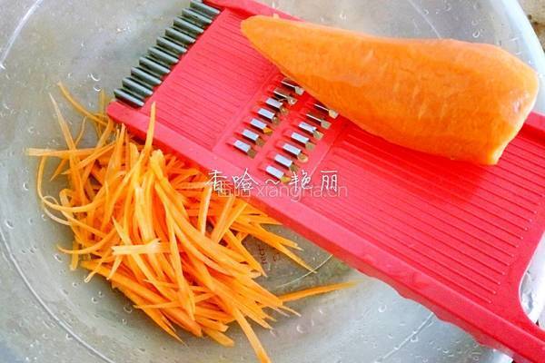 酸辣萝卜丝的做法图解2