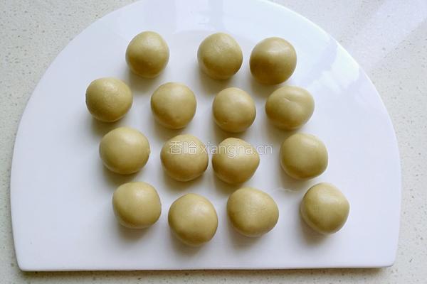 白芸豆月饼的做法图解9