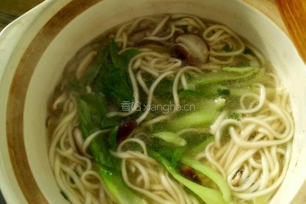 鸡汤蔬菜香菇面的做法图解7
