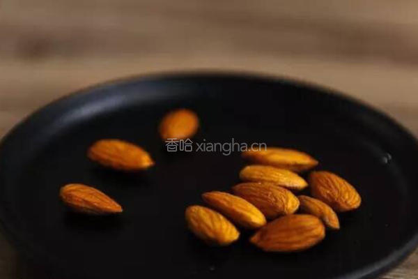核桃杏仁饼的做法图解2