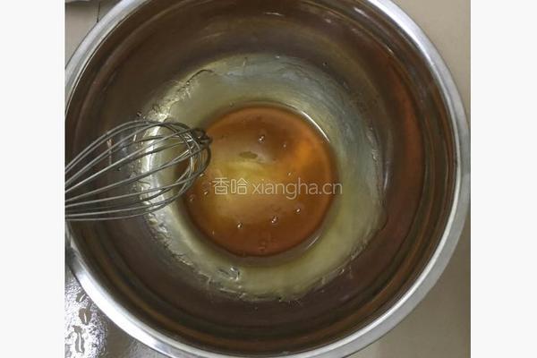 莲蓉蛋黄月饼的做法图解7