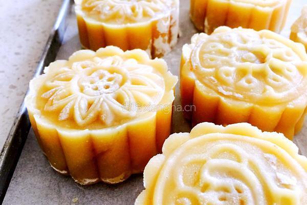 莲蓉蛋黄月饼的做法图解24