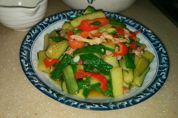 黄瓜炒瘦肉的做法图解8