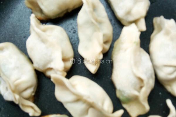噴香煎饺的做法图解5