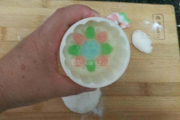 彩色冰皮月饼的做法图解6