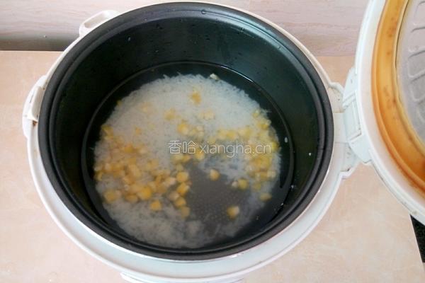 翠衣月饼粥的做法图解2