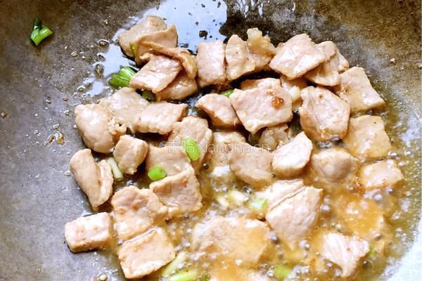 红椒炒肉的做法图解3