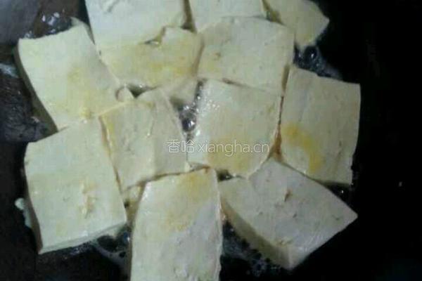 耗油嫩豆腐的做法图解3